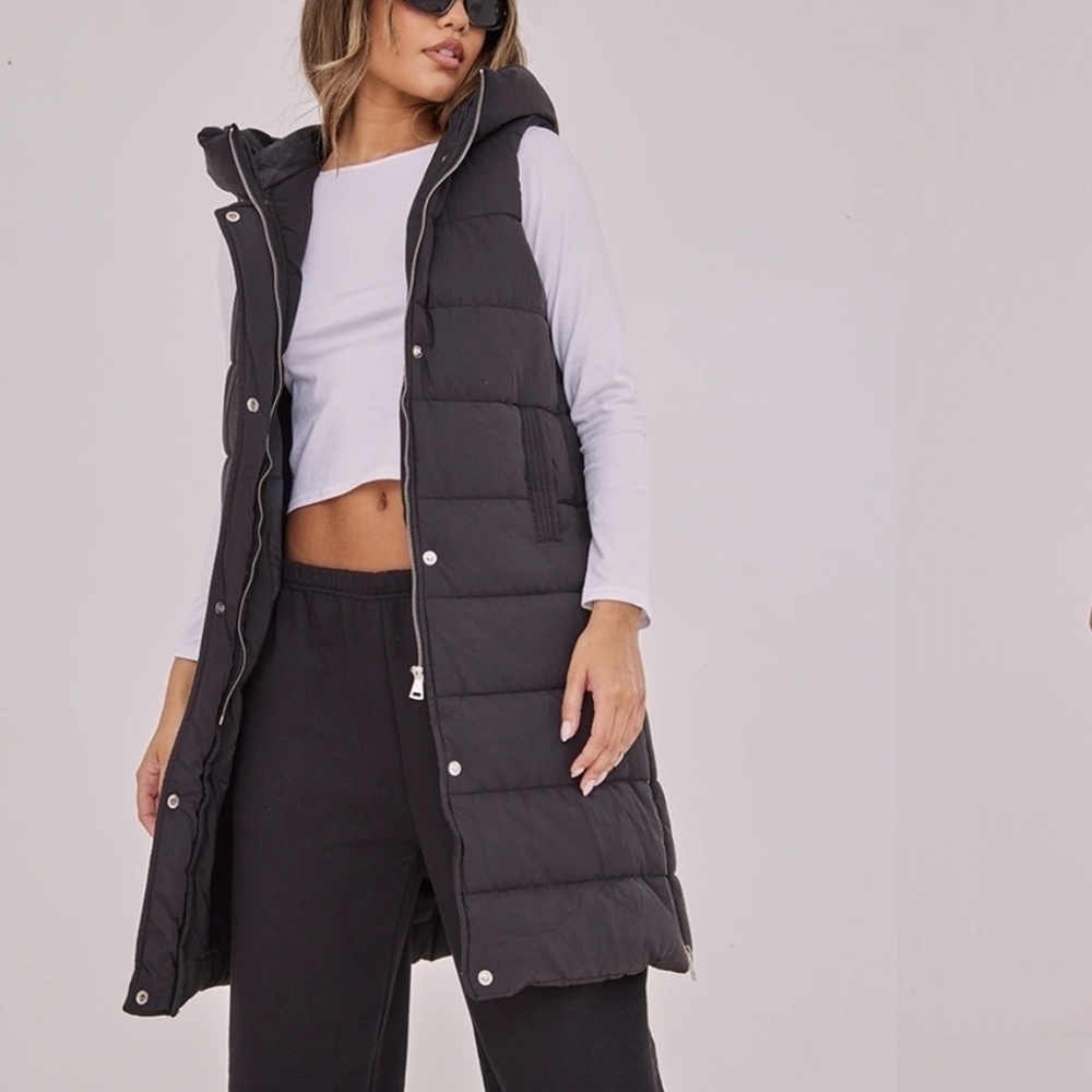 PrettyLittleThing Plus Size Black Nylon Padded Oversized Vest NWT